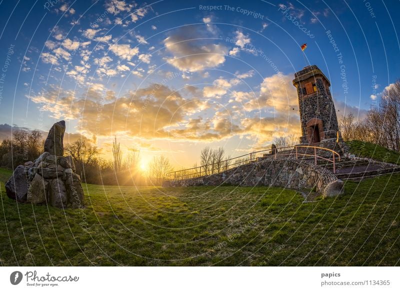 Wartberg Niederndodeleben (Magdeburg) Umwelt Natur Landschaft Himmel Wolken Sonne Felsen Turm Gefühle Romantik Farbfoto mehrfarbig Außenaufnahme Menschenleer