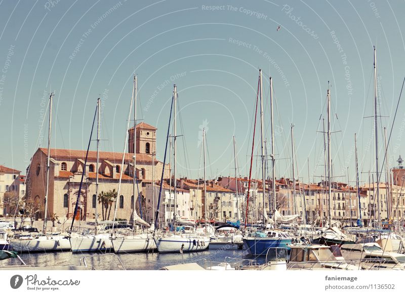 La Ciotat Fischerdorf Kleinstadt Hafenstadt Haus Kirche Ferien & Urlaub & Reisen la Ciotat Mittelmeer Provence Südfrankreich Kirchturm Segelboot Segelschiff