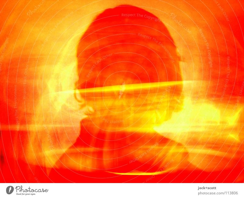 Silhouette einer Frau in feuerrot feminin Kopf 1 Mensch langhaarig leuchten träumen fantastisch gelb orange Gefühle Leidenschaft Identität skurril Surrealismus