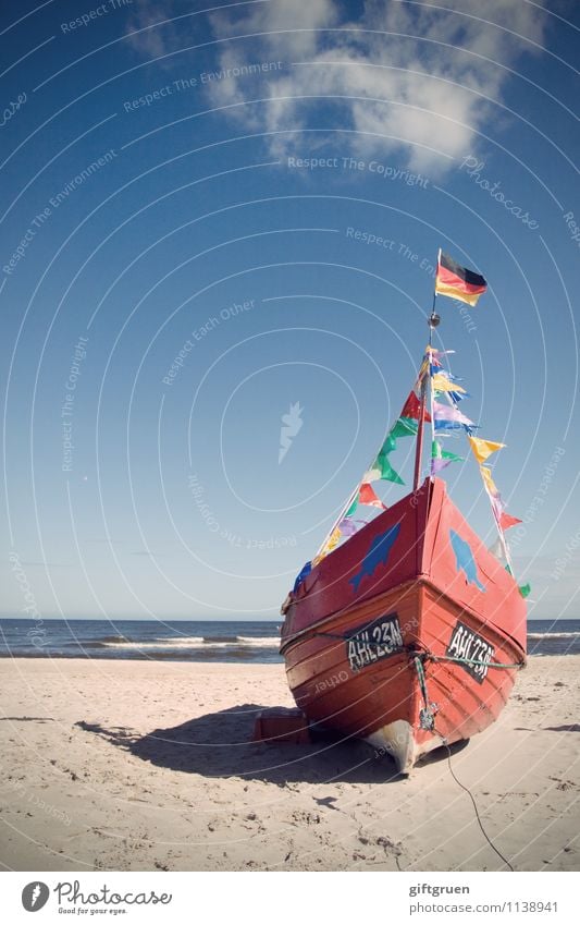 gestrandet Natur Landschaft Urelemente Sand Wasser Himmel Wolken Sonnenlicht Schönes Wetter Wellen Küste Strand Ostsee Meer Ziffern & Zahlen