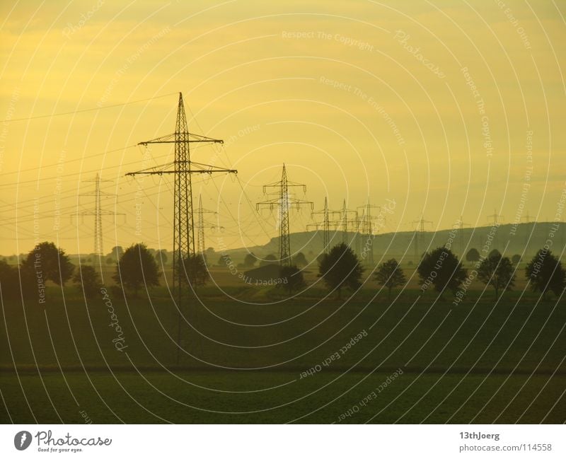 StromZustand Industrie Energiewirtschaft Kabel Technik & Technologie Umwelt Landschaft Klima Eisenbahn Umweltverschmutzung Elektrizität Strommast