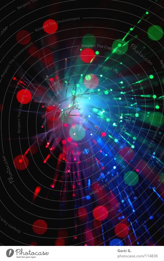 multiorgasm Explosion Lichtspiel Spielen Kunstwerk Feuerwerk spritzen Lichtpunkt Lichtkreis Verschiedenheit groß rund klein lichtmagnetisch Streulicht