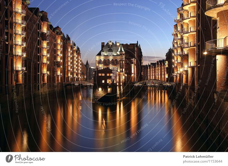 Speicherstadt Hamburg Ferien & Urlaub & Reisen Tourismus Sightseeing Städtereise Traumhaus Architektur Umwelt Wasser Fluss Deutschland Europa Stadt Altstadt