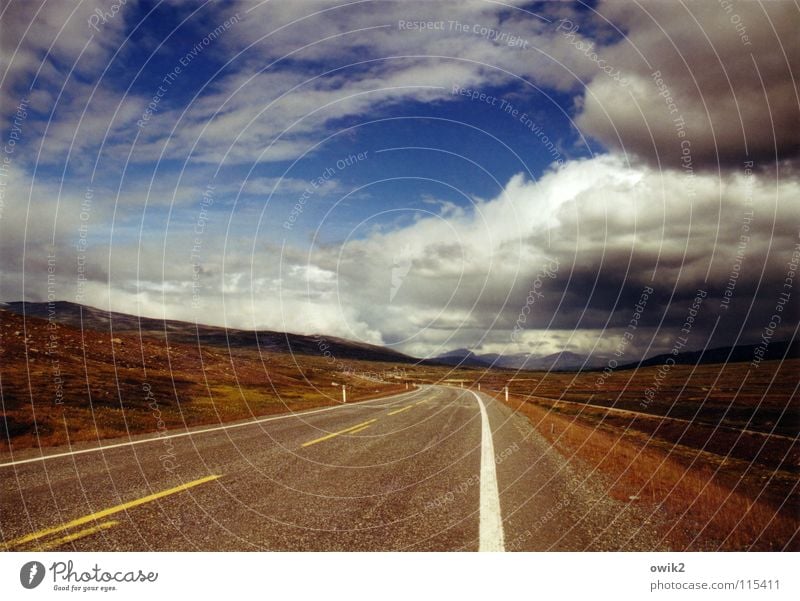 Gewitter von rechts Ferien & Urlaub & Reisen Ferne Sommer Güterverkehr & Logistik Natur Landschaft Pflanze Himmel Wolken Horizont Klima Schönes Wetter