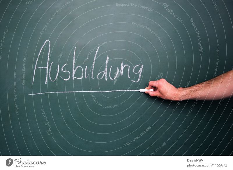 Ausbildung Bildung Erwachsenenbildung Schule lernen Klassenraum Tafel Schulkind Schüler Lehrer Berufsausbildung Azubi Studium Student Arbeit & Erwerbstätigkeit