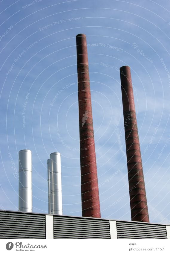 Die vier Umwelt Umweltverschmutzung Luft Fabrik Industrie Schornstein dreckig Luftverpestung Himmel Metall Architektur