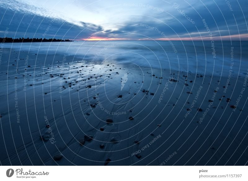 Blaue Stunde Ferien & Urlaub & Reisen Tourismus Ferne Freiheit Strand Meer Insel Wellen Umwelt Landschaft Wasser Himmel Horizont Küste Nordsee Sylt Erholung