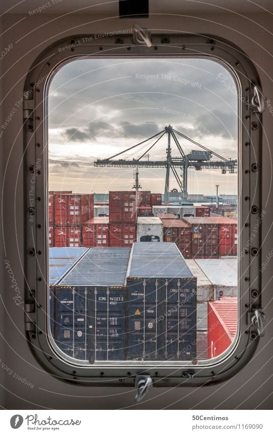 Im Hafen Hafenkran Transportnetz Sonnenaufgang Sonnenuntergang Schönes Wetter Schifffahrt Containerschiff Fortschritt Zeit Frachter laden Farbfoto Außenaufnahme