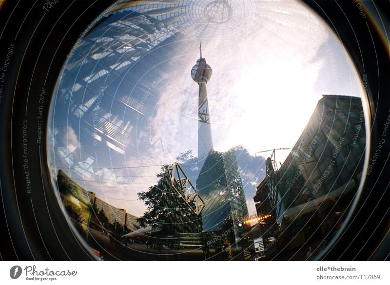 Alexanderplatz - Potsdamer Platz Stadt Hochhaus Gebäude Wahrzeichen Denkmal Berlin HAupstadt Berliner Fernsehturm