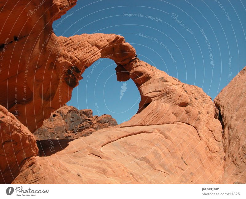 Valley of Fire Nevada Felsen Stein Landschaft Bogen USA Valley of fire State Park bizarr Felsbogen Naturphänomene Menschenleer