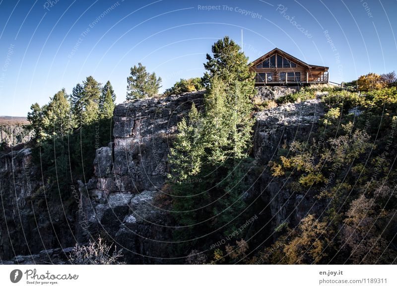 exponiert Ferien & Urlaub & Reisen Tourismus Ausflug Abenteuer Sommer Sommerurlaub Haus Umwelt Natur Landschaft Himmel Wolkenloser Himmel Herbst Schönes Wetter