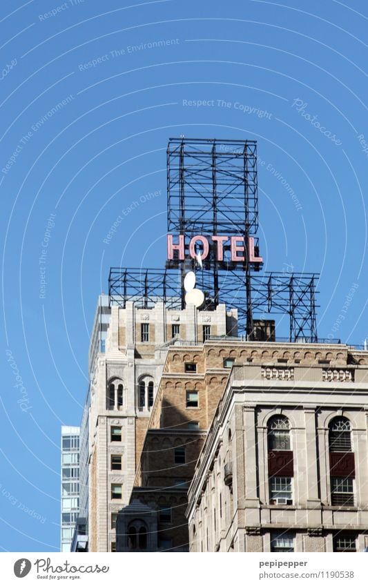 HOTEL Tourismus Sightseeing Städtereise Häusliches Leben Wohnung Haus Arbeit & Erwerbstätigkeit Gastronomie Wolkenloser Himmel Stadt Stadtzentrum Hochhaus