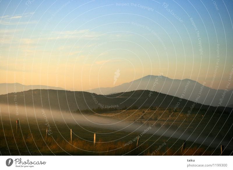 FOG II Landschaft Himmel Wolken Sonnenaufgang Sonnenuntergang Sommer Berge u. Gebirge Gipfel genießen Farbfoto Außenaufnahme Dämmerung