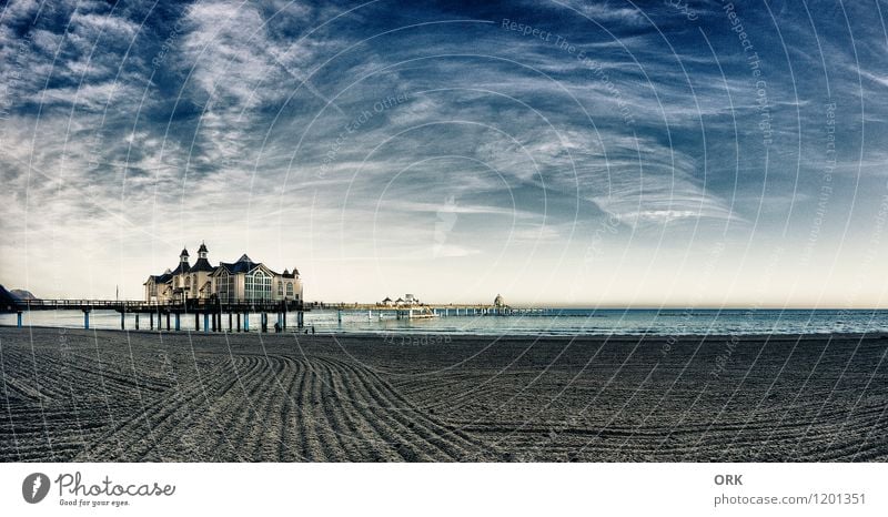 Sellin Rügen Deutschland Europa EU Kleinstadt Stadtrand Haus Brücke Bauwerk Gebäude Architektur Sehenswürdigkeit Schifffahrt Seebrücke Meer Strand Wolken Himmel