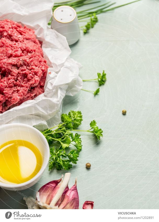 Zutaten für Hackfleischgerichte Lebensmittel Fleisch Kräuter & Gewürze Öl Ernährung Mittagessen Abendessen Bioprodukte Diät Schalen & Schüsseln Stil Design