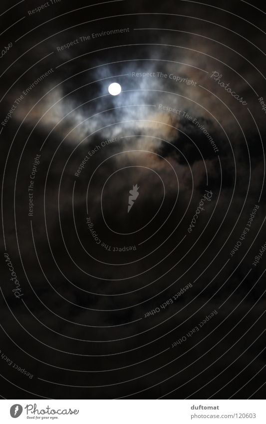 1000 und Eine... Raumfahrt Umwelt Himmel Wolken Nachthimmel Mond Vollmond Klima Wetter Unwetter Sturm Gewitter dunkel kalt friedlich Trauer Angst geheimnisvoll