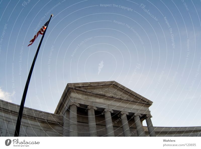 In the US Amerika Fahne Gebäude Kunst Institut Minnesota historisch USA Strommast Himmel blau Sehenswürdigkeit Denkmal Säule Minneapolis United Freiheit