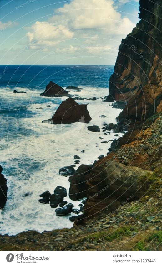 Madeira (2) Portugal Meer Atlantik Küste Seeufer Wellen Wind Sturm Himmel Wolken Landschaft Ferien & Urlaub & Reisen Reisefotografie Tourismus Horizont Ferne