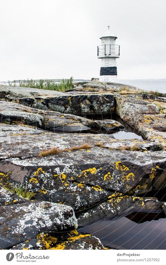 Leuchtfeuer auf Käringön Ferien & Urlaub & Reisen Tourismus Ausflug Abenteuer Umwelt Natur Landschaft Pflanze Tier Sommer Felsen Wellen Küste Seeufer Fjord