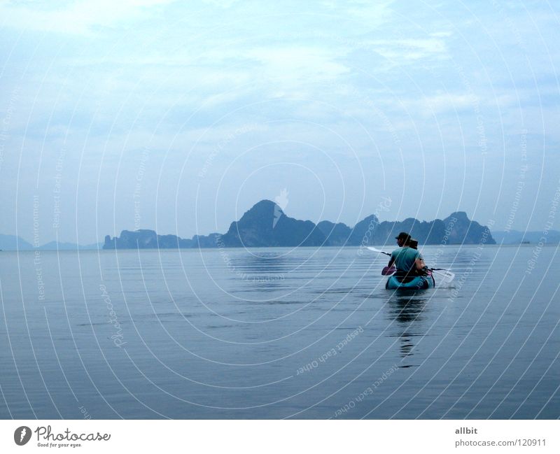 Kayaking Meer Kajak Thailand Wasserfahrzeug Rudern Paddeln ruhig Einsamkeit Ferne Asien Krabi Nationalpark Insel blau Sport Natur