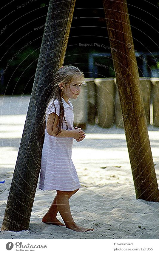 Gebet Kind Spielplatz Herbst unbeobachtet Vertrauen ruhig Münster