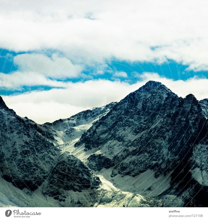 Klimawandel II Winter Wolken Schneeflocke weiß massiv Gipfel Hochgebirge Berge u. Gebirge Temeraturanstieg Wetterkapriolen Wann wirds mal wieder richtig Winter