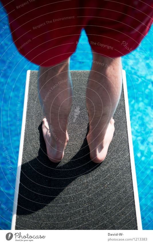 Überwindungskraft Freude Leben Schwimmen & Baden Freizeit & Hobby Ferien & Urlaub & Reisen Abenteuer Sommer Sonnenbad Sport Sportler Schwimmbad Mensch maskulin