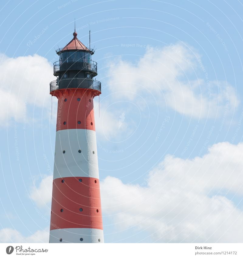 Westerhever Leuchtturm I Landschaft Himmel Wolken Küste Nordsee Bauwerk Architektur Sehenswürdigkeit Wahrzeichen Denkmal Schifffahrt Zeichen Tourismus Tradition