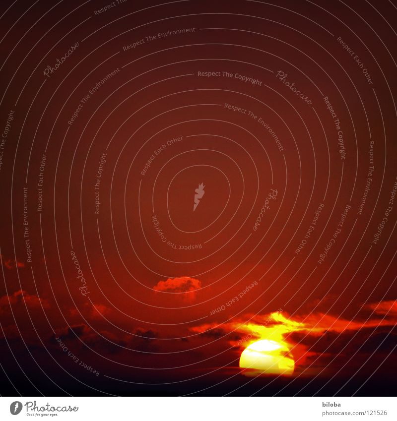 50 Sonnenuntergang Stimmung Licht dunkel Wolken rot schwarz gelb Nacht Meer Luft Romantik Sehnsucht Feierabend Himmelskörper & Weltall schön Abend Wetter Farbe