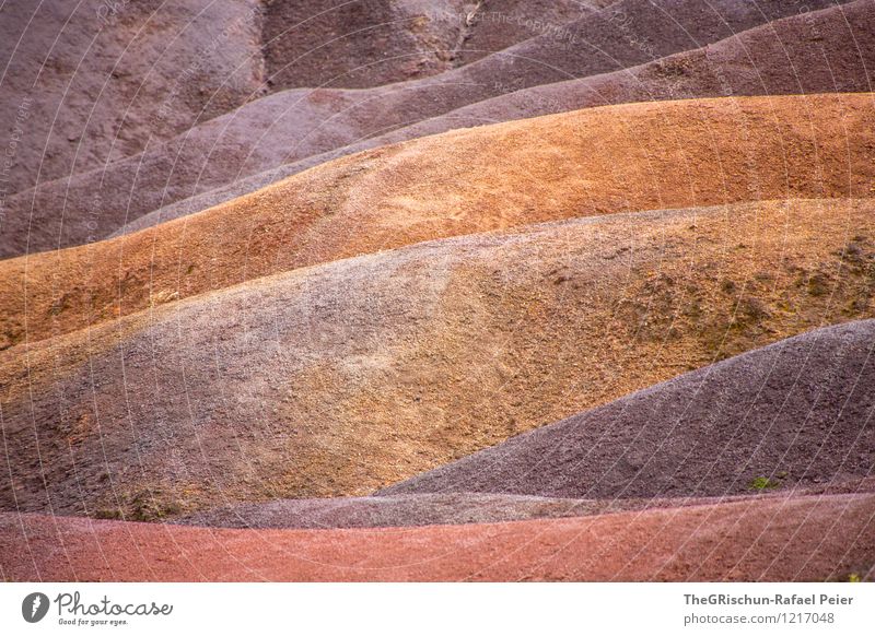 seven coloured earth Natur Landschaft Urelemente Erde Sand braun mehrfarbig gold grau orange rosa rot schwarz Mauritius Verlauf Stein Felsen Lava Hügel