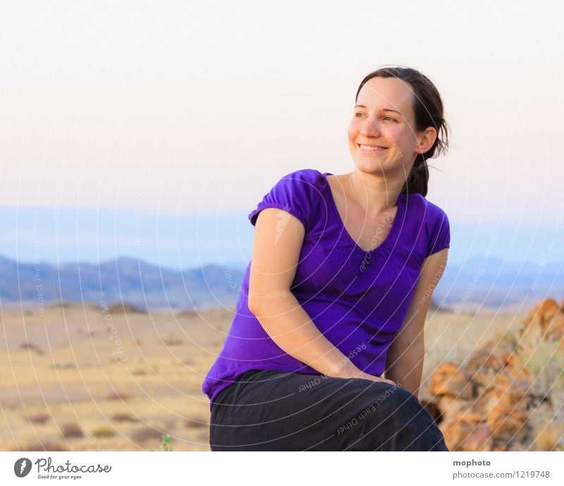 Portrait in Abendstimmung #3 Wohlgefühl Zufriedenheit feminin Junge Frau Jugendliche Erwachsene Mutter 1 Mensch 30-45 Jahre Natur Landschaft Wolkenloser Himmel