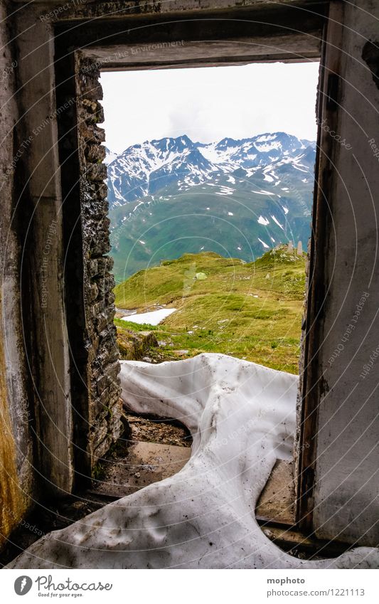 Wintereinbruch Schnee Berge u. Gebirge Haus Raum Umwelt Natur Landschaft Frühling Klima Klimawandel Wetter Unwetter Eis Frost Schneefall Schneebedeckte Gipfel