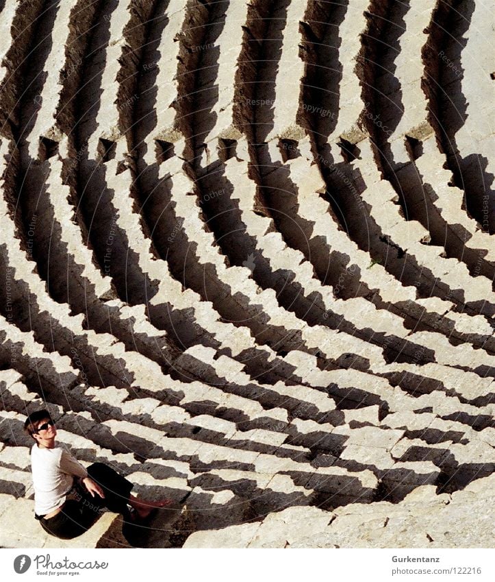 Audience Jordanien Jerash Rom Kolosseum Frau Amman historisch Arena sitzen Publikum Treppe Reihe Theater