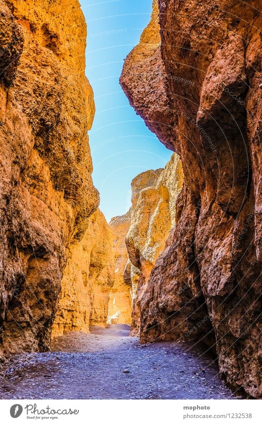 Der Weg zum Licht Ferien & Urlaub & Reisen Tourismus Ausflug Abenteuer Ferne Sightseeing Safari Expedition Berge u. Gebirge wandern Umwelt Natur Landschaft