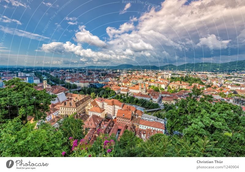 Aussicht über Graz Freizeit & Hobby Ferien & Urlaub & Reisen Tourismus Ausflug Abenteuer Ferne Sightseeing Städtereise Sommer Sommerurlaub Berge u. Gebirge