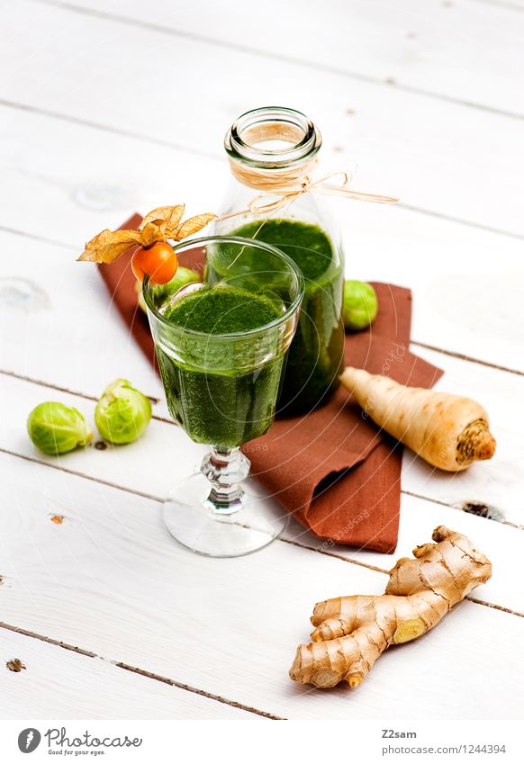 Vitaminbombe Lebensmittel Gemüse Salat Salatbeilage Frucht Kräuter & Gewürze Bioprodukte Vegetarische Ernährung Diät Slowfood Getränk Smoothie Lifestyle Natur