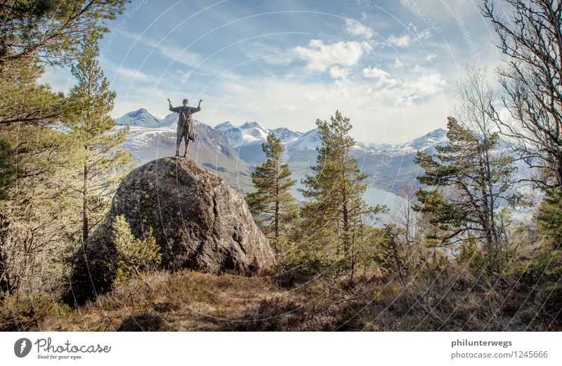 Im am the King of the World Ferien & Urlaub & Reisen Tourismus Ausflug Abenteuer Ferne Freiheit Expedition Sommer Berge u. Gebirge wandern Sport Fitness