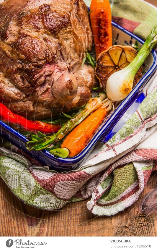 Lammkeule mit geröstetem Gemüse Lebensmittel Fleisch Kräuter & Gewürze Ernährung Mittagessen Abendessen Festessen Bioprodukte Topf Stil Design Gesunde Ernährung