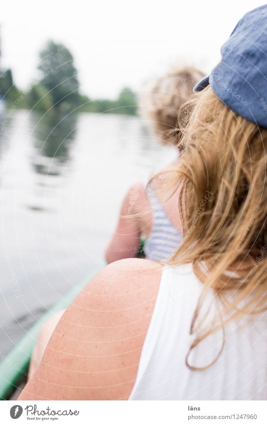 gemeinsam Ferien & Urlaub & Reisen Tourismus Ausflug Abenteuer Ferne Freiheit Mensch feminin Frau Erwachsene Freundschaft Leben 2 Landschaft Küste Flussufer