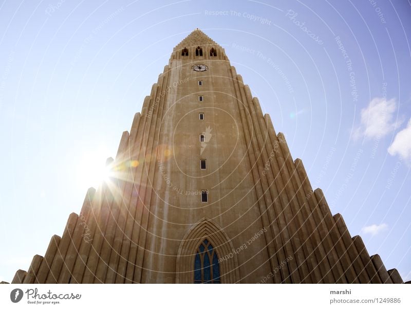 Hallgrímskirkja Kunstwerk Landschaft Stadt Hauptstadt Stadtzentrum Haus Kirche Mauer Wand Sehenswürdigkeit Gefühle Stimmung Religion & Glaube Island Reykjavík