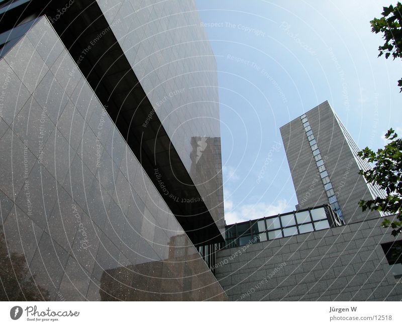 Die Macht des Geldes Hochhaus Himmel Architektur Düsseldorf landeszentralbank federal reserve architecture sky blau blue