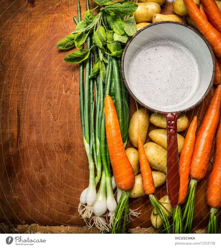 Alter Topf und Garten Gemüse Lebensmittel Kräuter & Gewürze Ernährung Mittagessen Abendessen Bioprodukte Vegetarische Ernährung Diät Stil Design