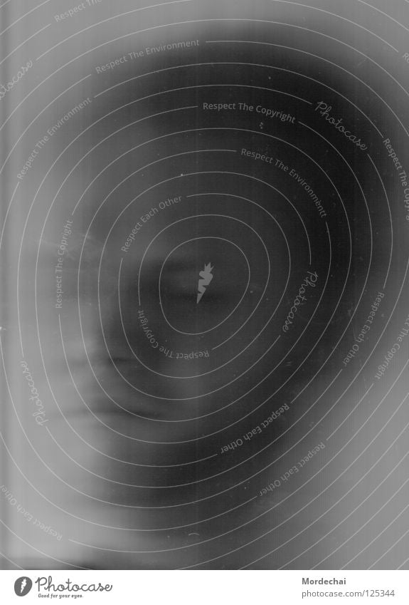 Mordechai Scanner unheimlich Rausch mystisch Porträt planen Schwarzweißfoto Mann Trauer Verzweiflung Geister u. Gespenster scwarzweiß Verzerrung Aussehen