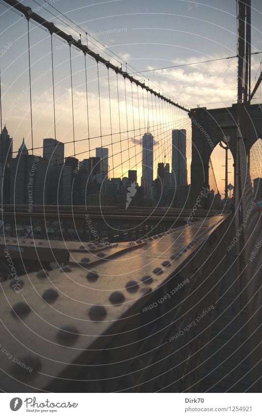 Brooklyn Bridge Sunset Ferien & Urlaub & Reisen Tourismus Städtereise Himmel Wolken Sonnenaufgang Sonnenuntergang Sonnenlicht Sommer Schönes Wetter