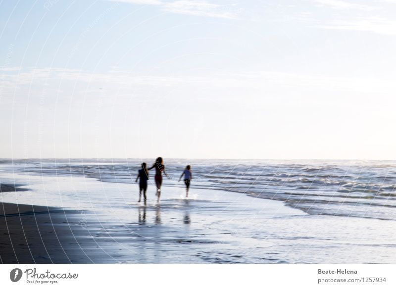 Sommerferien IV/IV: erinnerst du dich noch daran, als wir ... Wassersport Schwimmen & Baden Natur Landschaft Luft Himmel Wolken Wellen Küste Meer festhalten