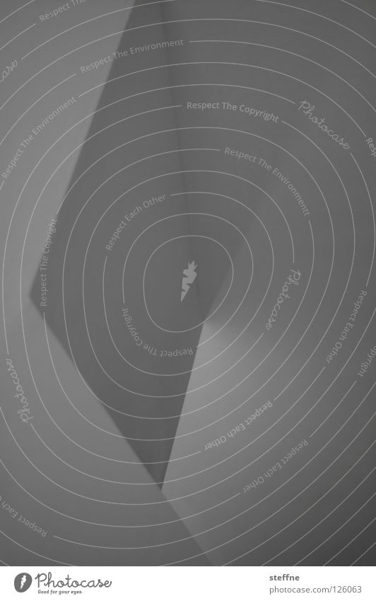 SPECIAL K abstrakt Buchstaben Wand Wohnung Licht weiß grau Schatten Geometrie Dreieck sehr wenige Detailaufnahme Häusliches Leben Linie Pfeil Decke Trapez