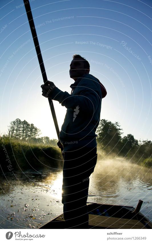 Spreedorado | The long end maskulin Junger Mann Jugendliche Erwachsene 1 Mensch Umwelt Natur Landschaft Pflanze Schönes Wetter Baum Gras Sträucher Flussufer