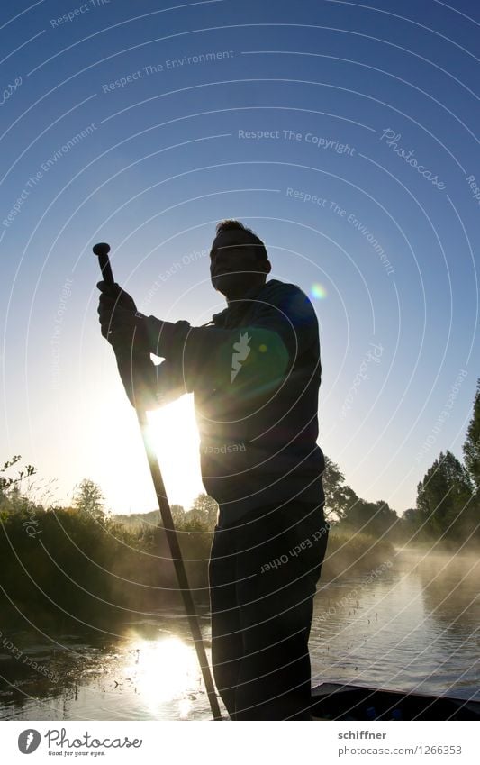 Spreedorado | Lichtschwert Mensch maskulin Junger Mann Jugendliche Erwachsene 1 Umwelt Natur Landschaft Schönes Wetter Wiese Feld Wald Flussufer blau schwarz