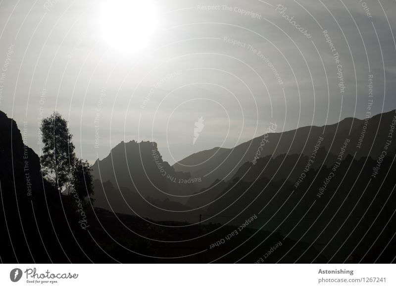 Schatten - geschichtet Umwelt Natur Landschaft Pflanze Luft Himmel Sonne Sonnenaufgang Sonnenuntergang Sonnenlicht Wetter Schönes Wetter Baum Hügel Felsen