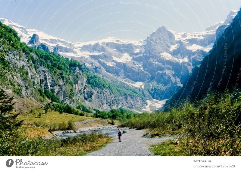 Frankreich (6) Europa Ferien & Urlaub & Reisen Reisefotografie Tourismus Landschaft Berge u. Gebirge Tal Serpentinen Wege & Pfade Fußweg Straße Pass wandern